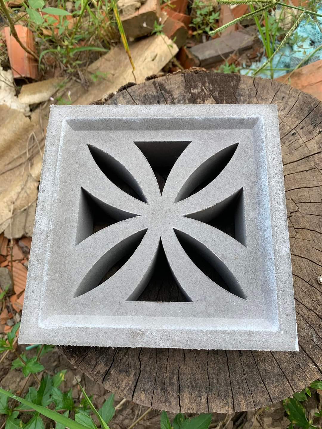 GẠCH BÔNG GIÓ TN02 - KT : 19 x 19 x 6.5 [ cm] - Màu : Xám